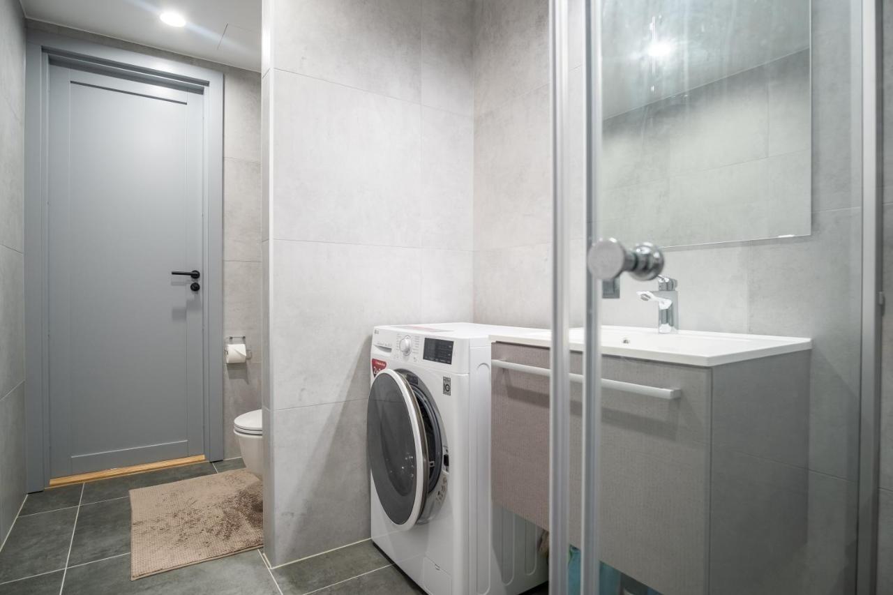 Dream Stay - Brand New Apartment With Balcony & Free Parking 탈린 외부 사진