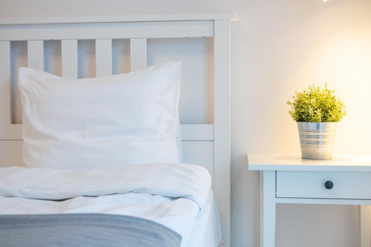 Dream Stay - Brand New Apartment With Balcony & Free Parking 탈린 외부 사진